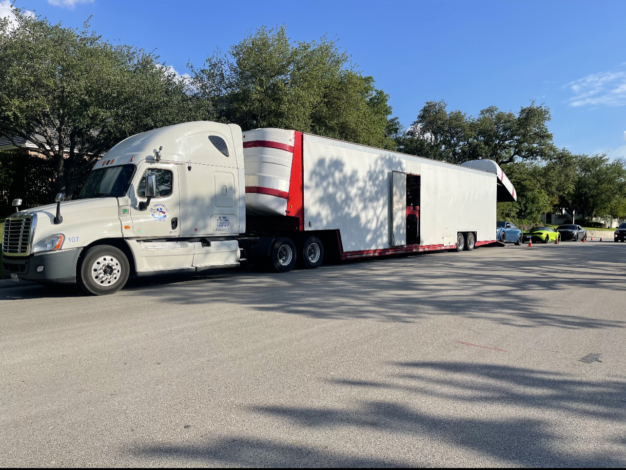 Enclosed Car Shipping RunBuggy OMI, Inc